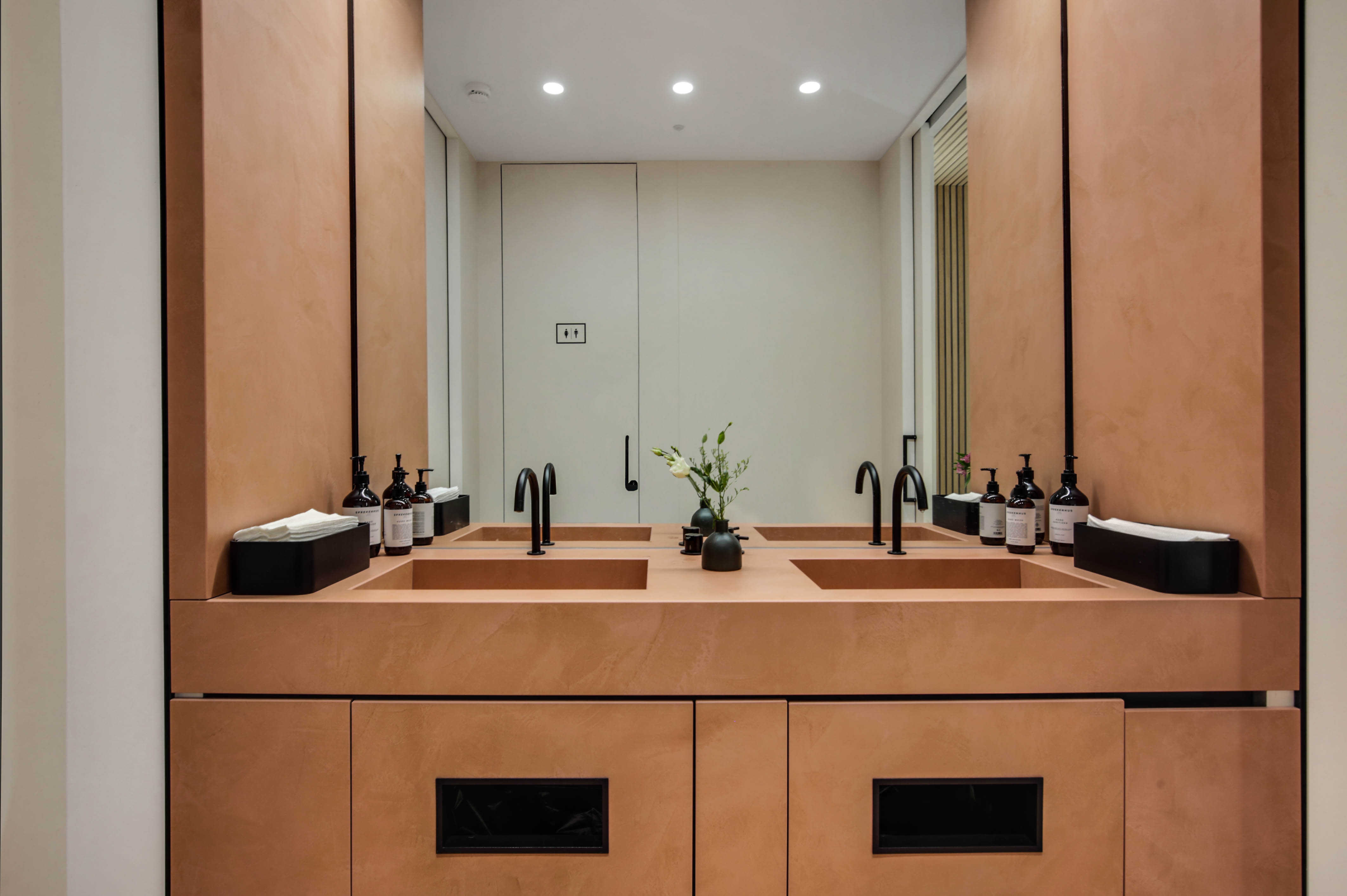 <a target='_blank' href='https://www.cosentino.com/nl-nl/inspiratie/projecten/cosentino-city-estocolmo'>Cosentino City Estocolmo</a>