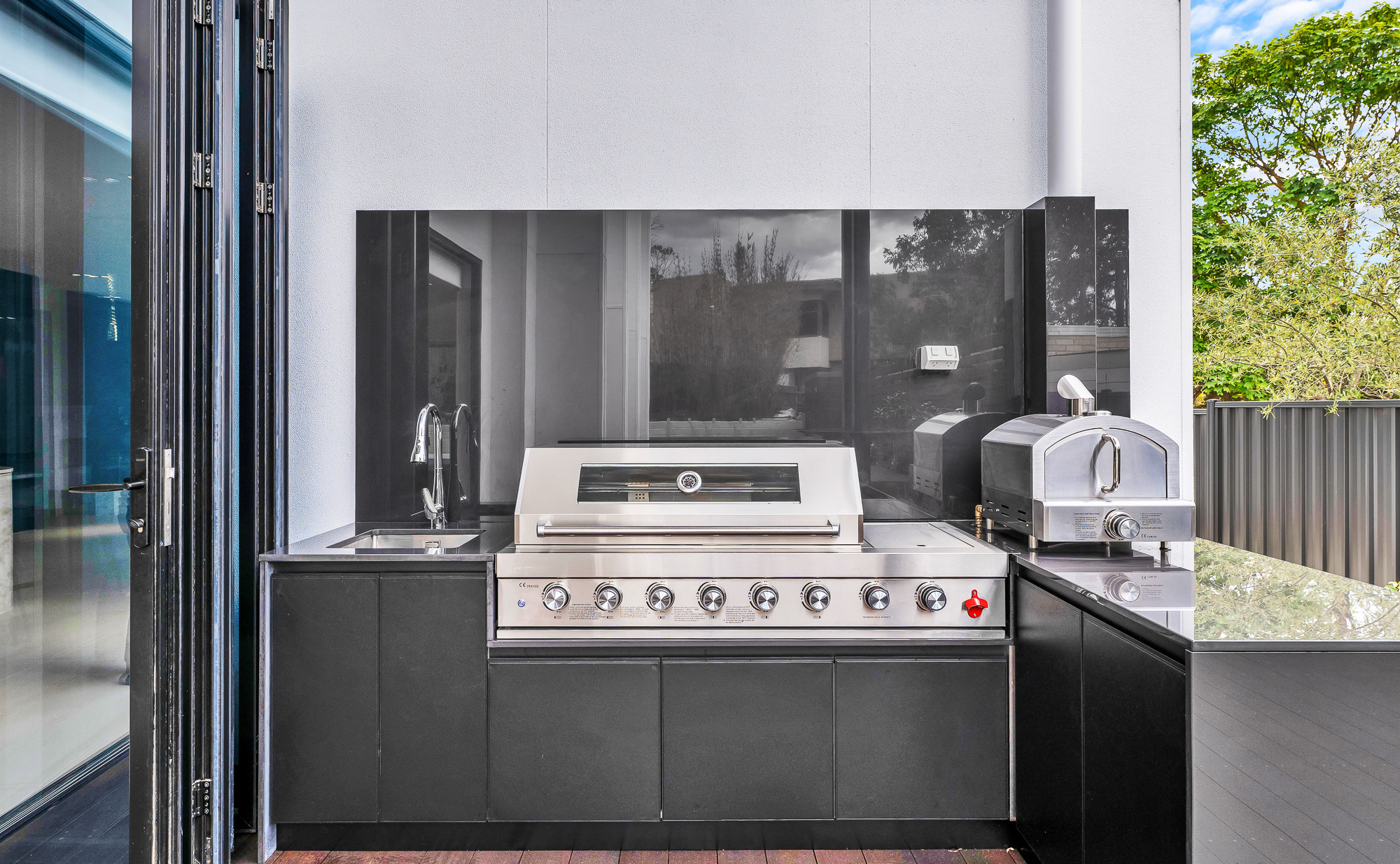 <a target='_blank' href='https://www.cosentino.com/fr-ca/inspiration/projets/doncaster-house'>Doncaster House</a> - Piran Boutique Builders and interior Design