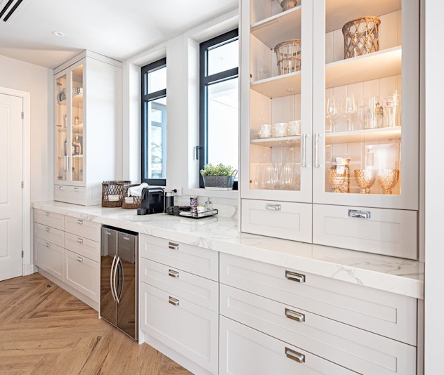 Between classic and modern