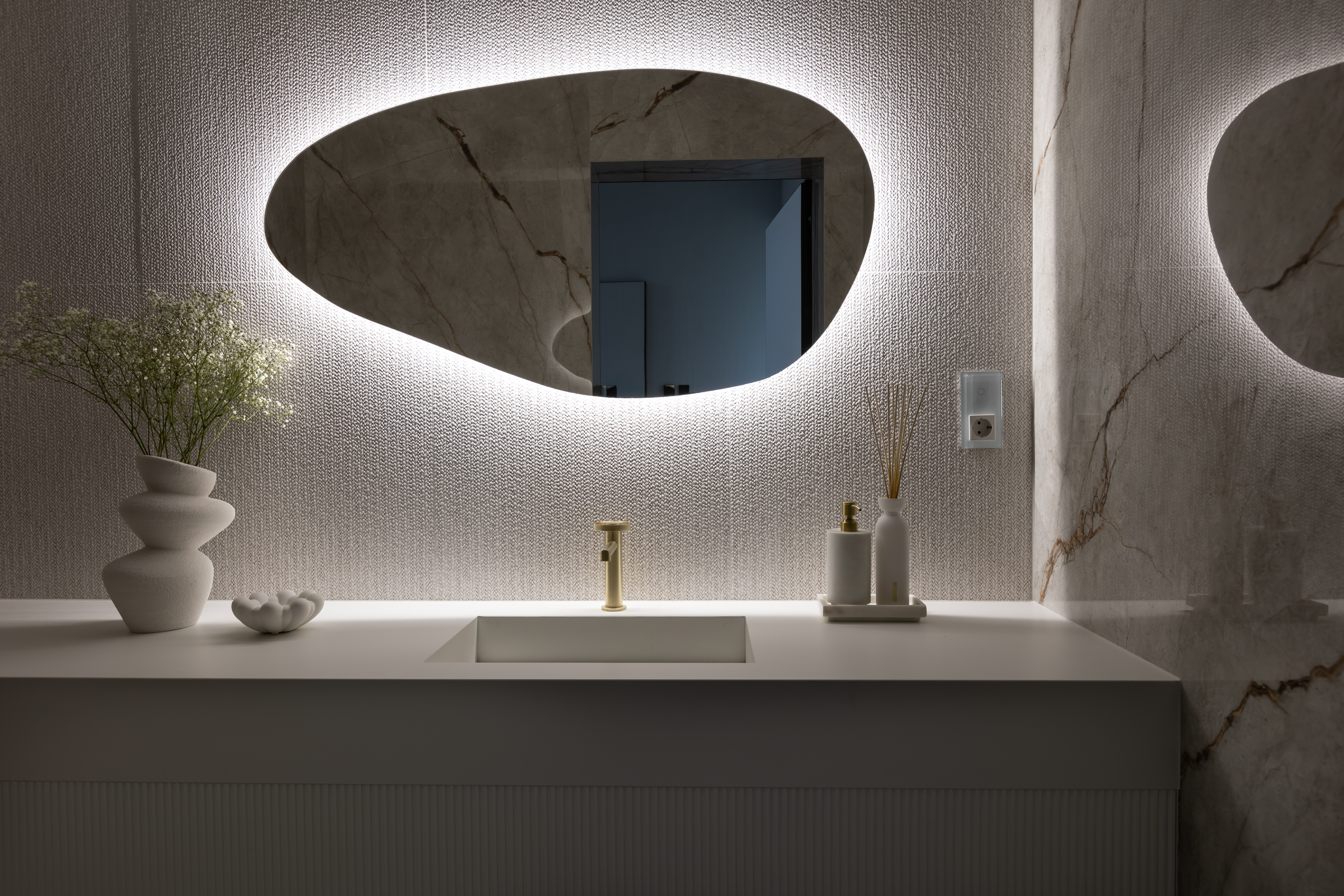 <a target='_blank' href='https://www.cosentino.com/en-ca/inspiration/projects/sqala-design'>Sqala Design</a> - Sqala Interior Design