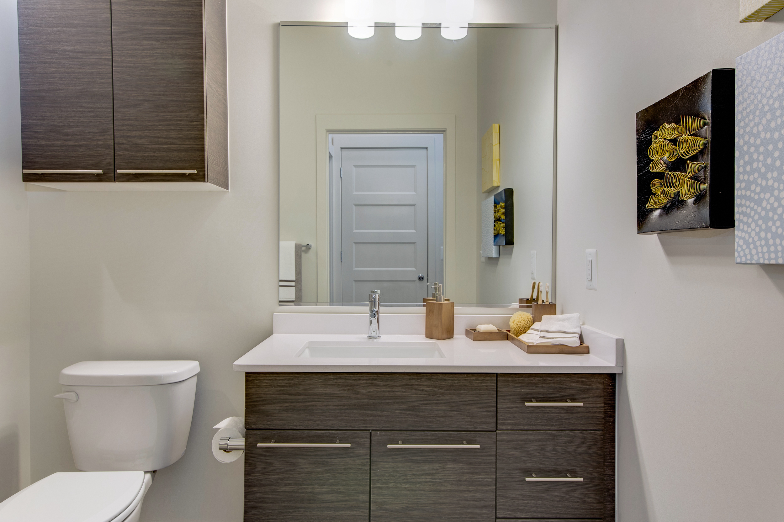 Key West Ave Bathroom