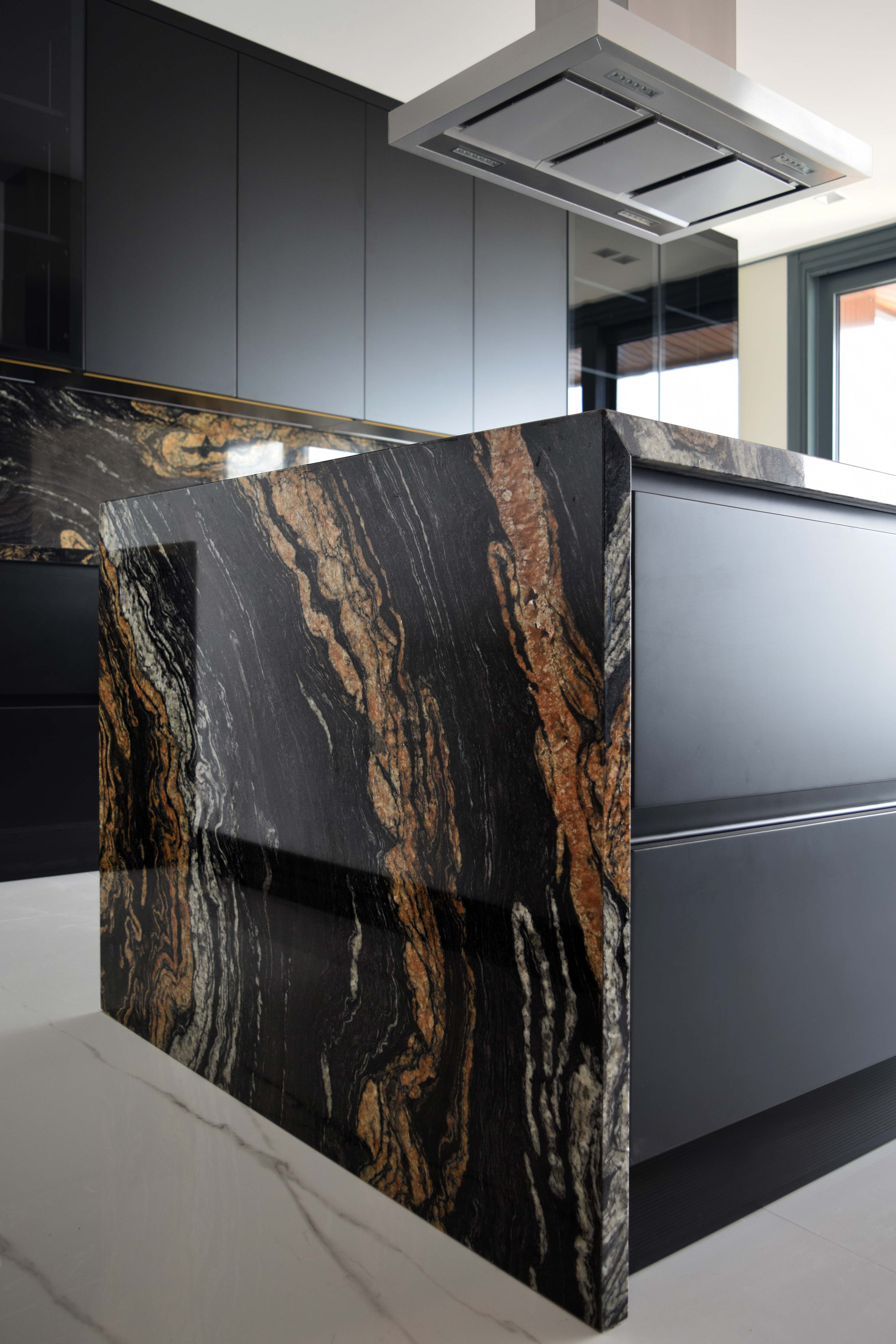 Image showcasing Luxury Rentals with Gourmet Kitchens for Foodies - Villa Pads