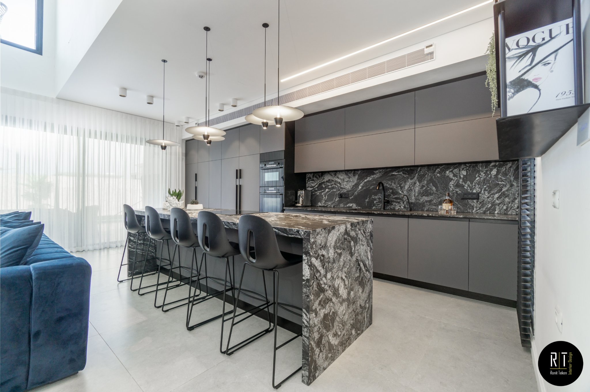 Sensa Black Beauty Kitchen