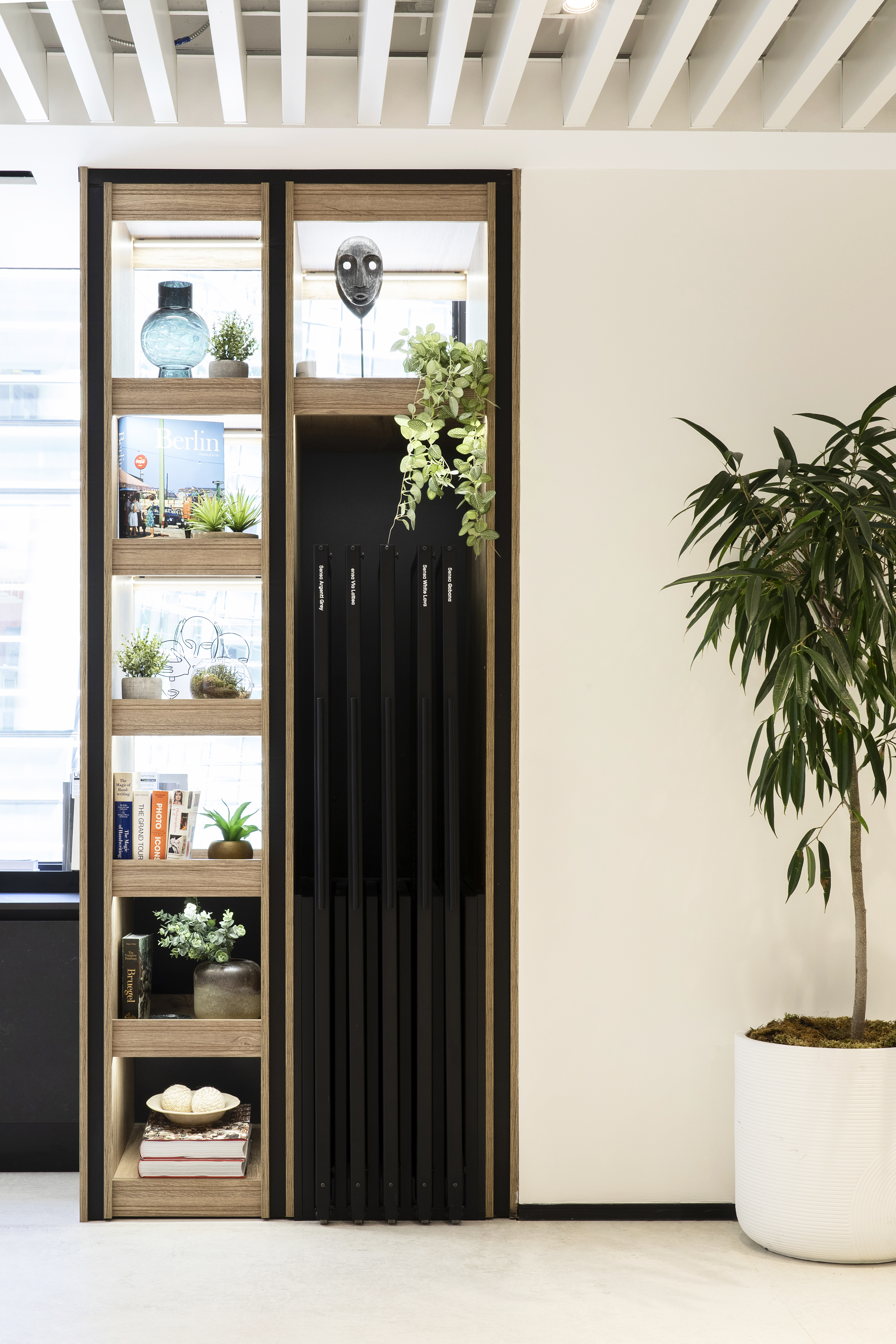 <a target='_blank' href='https://www.cosentino.com/en-ca/inspiration/projects/cosentino-city-manhattan'>Cosentino City Manhattan</a>