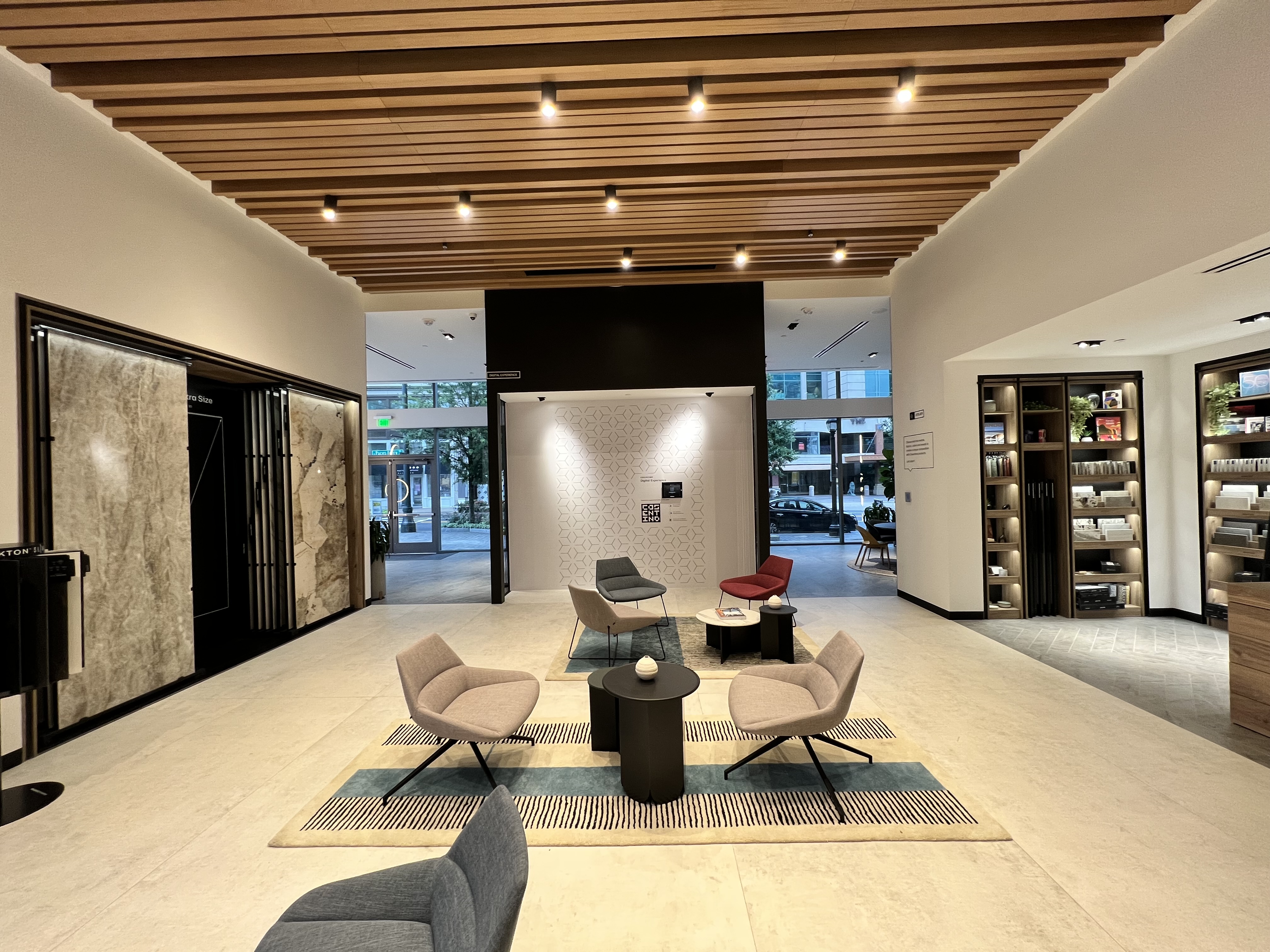 <a target='_blank' href='https://www.cosentino.com/en-ca/inspiration/projects/cosentino-city-atlanta'>Cosentino City Atlanta</a>