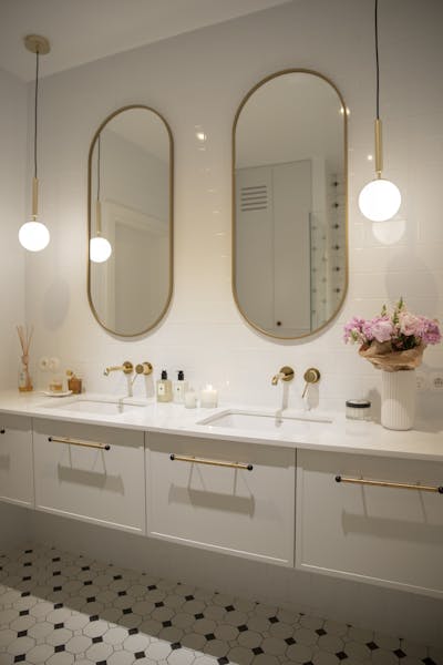 Bathroom by lifestyle blogger Deer Home